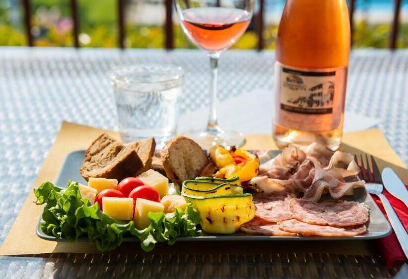 Отель Agriturismo Il Giardino Degli Ulivi