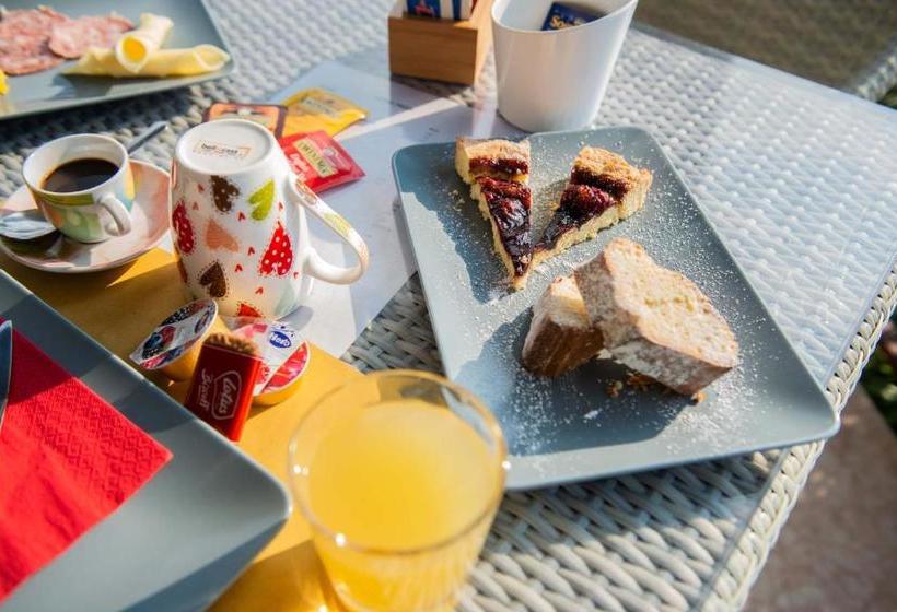 Отель Agriturismo Il Giardino Degli Ulivi