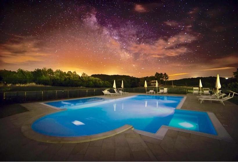 Отель Agriturismo L'antica Quercia