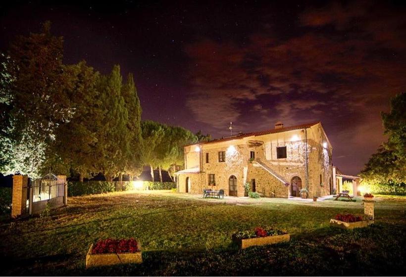 Отель Agriturismo L'antica Quercia