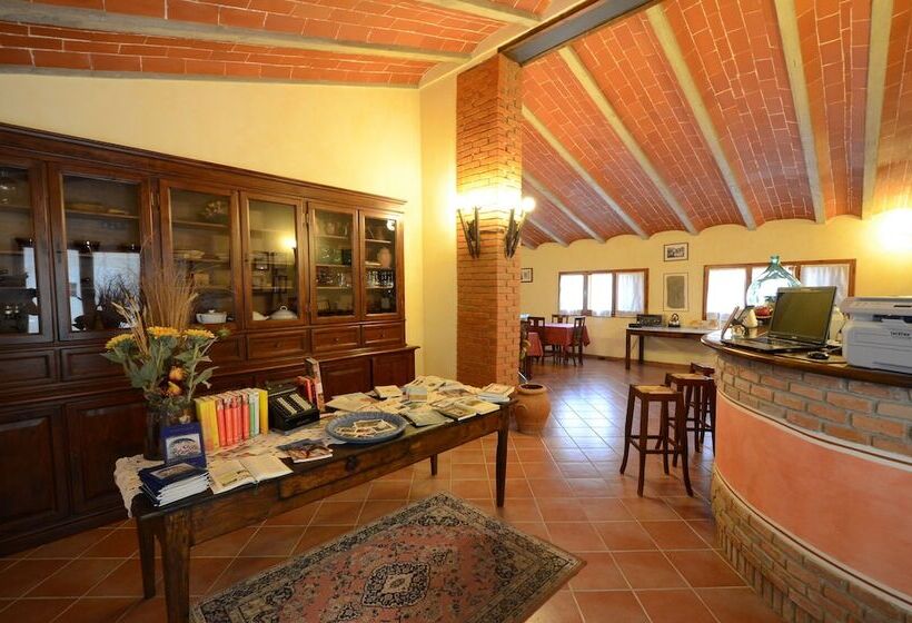 ホテル Agriturismo La Casella