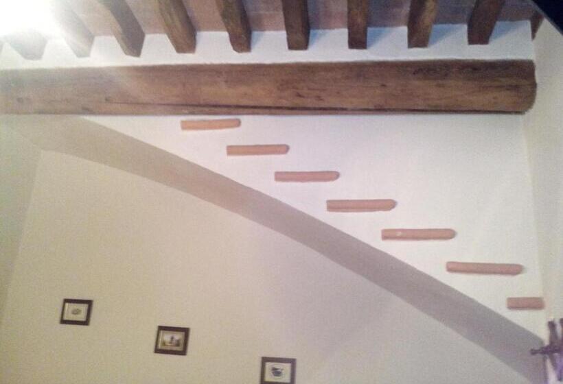 בית מלון כפרי Agriturismo La Crocetta