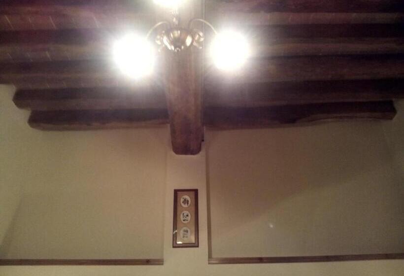 בית מלון כפרי Agriturismo La Crocetta