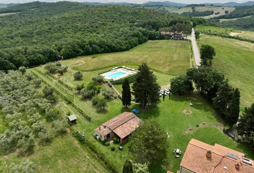 Отель Agriturismo L'antica Quercia