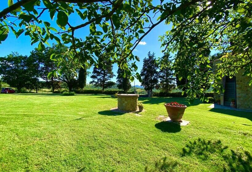 Отель Agriturismo L'antica Quercia