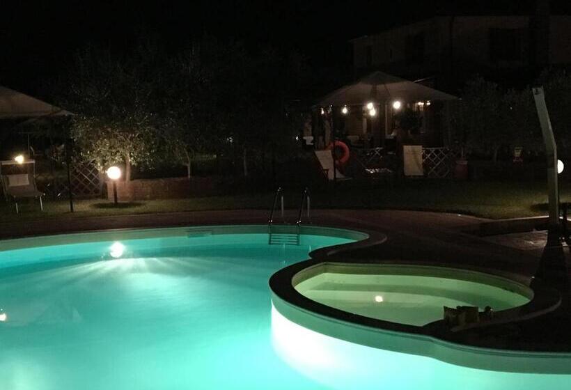 בית מלון כפרי Agriturismo Papaveri E Papere