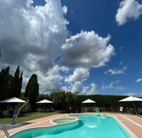 בית מלון כפרי Agriturismo Papaveri E Papere