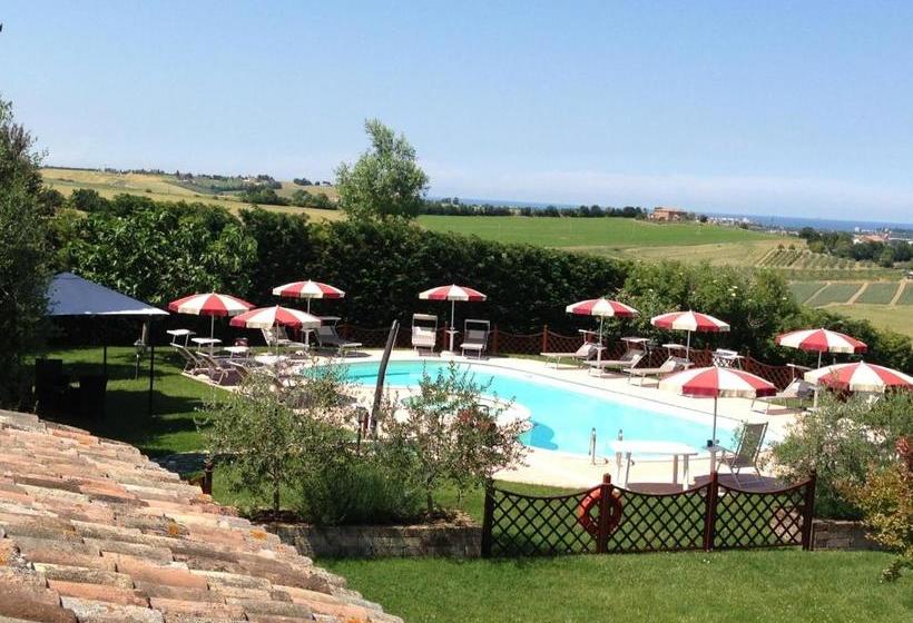 בית מלון כפרי Agriturismo Papaveri E Papere