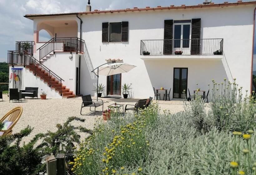 בית מלון כפרי Agriturismo Podere Verdicchio