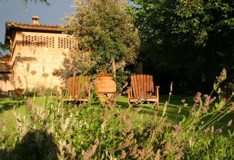 בית מלון כפרי Agriturismo Poggio Salvi