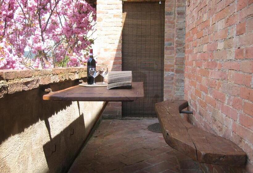 בית מלון כפרי Agriturismo Poggio Salvi