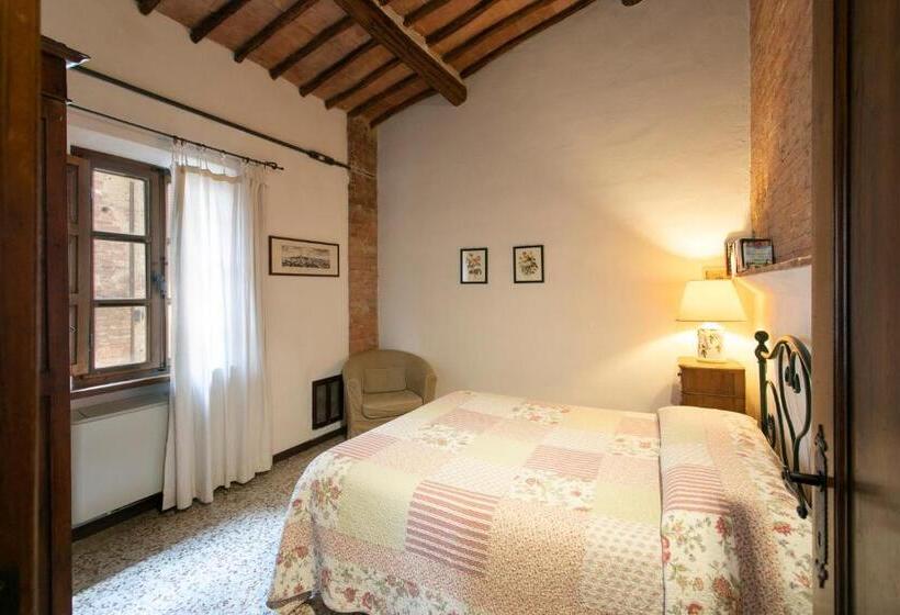 ホテル Agriturismo Poggio Salvi