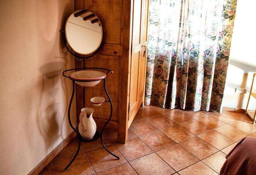 Отель Agriturismo Residenza Il Girasole