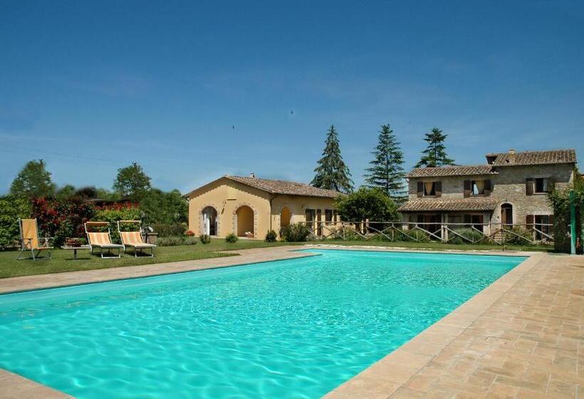 Отель Agriturismo Residenza Il Girasole