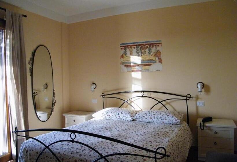 هتل Agriturismo Sant  Antonio