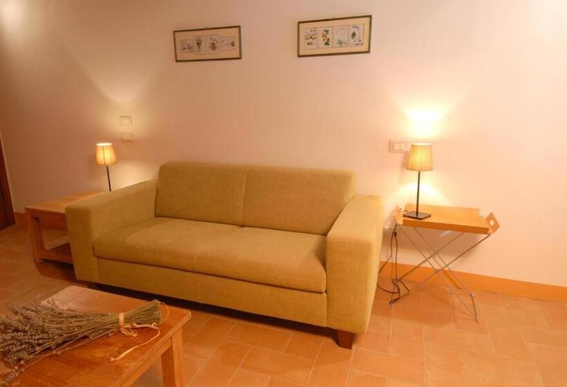 호텔 Agriturismo Tenuta Conti Faina