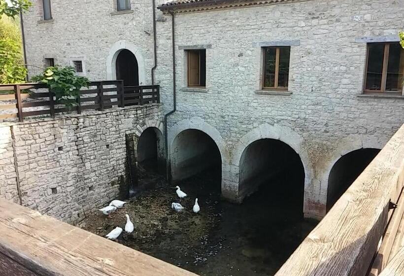 ホテル Albergo Diffuso La Piana Dei Mulini