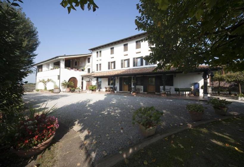 فندق La Pioppa Agriturismo