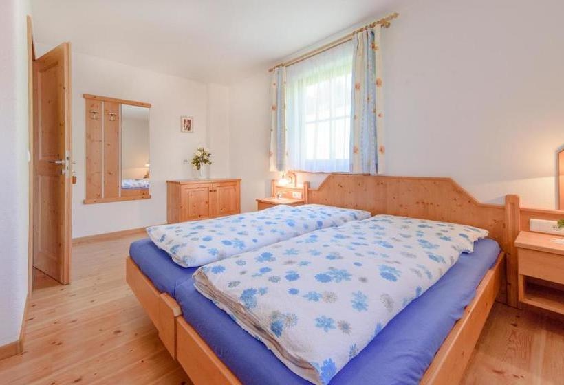 בית מלון כפרי Oberbaumgartnerhof