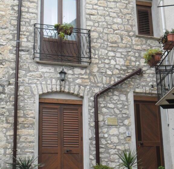 פנסיון Affittacamere La Cartiera