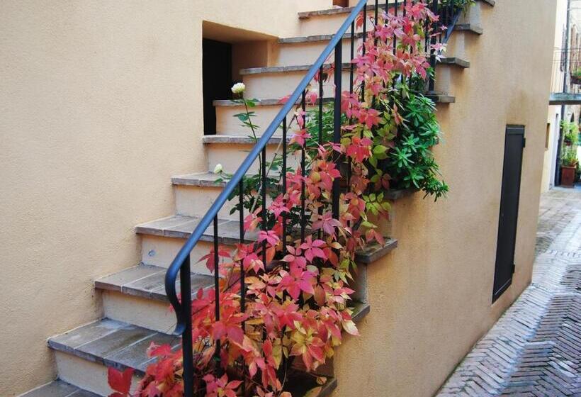 ペンション Camere La Carbonaia