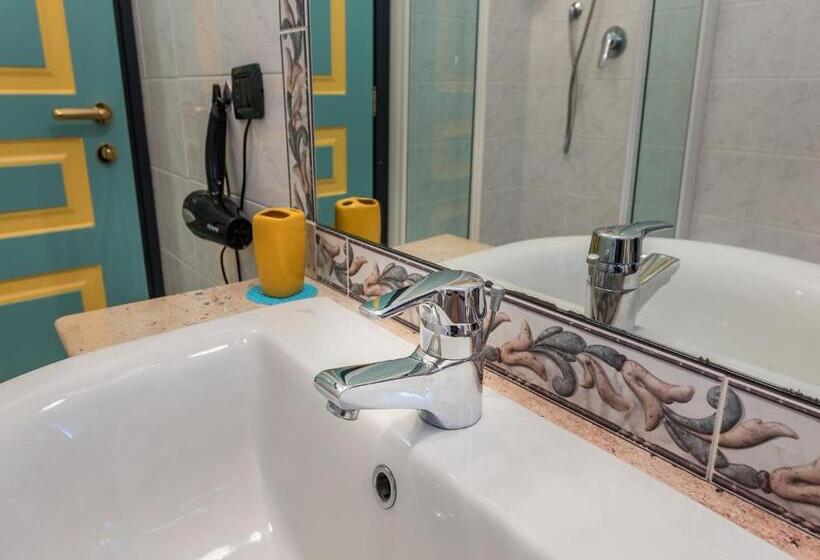 بنسيون Mini Hotel Wine & Dreams