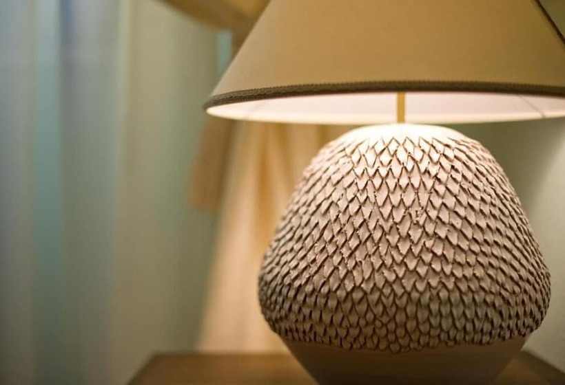 膳宿费 Piazza Azuni 18 Guest House