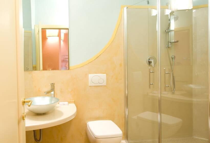 膳宿费 Piazza Azuni 18 Guest House