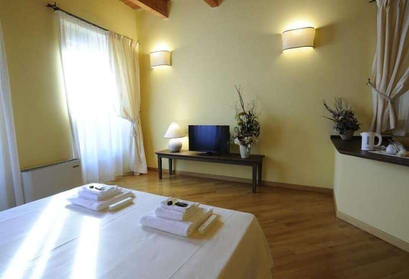 膳宿费 Piazza Azuni 18 Guest House