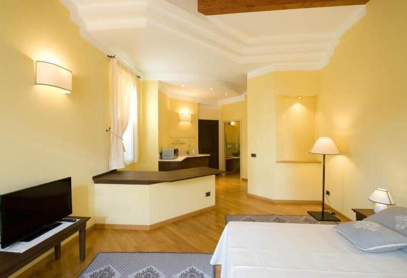 膳宿费 Piazza Azuni 18 Guest House