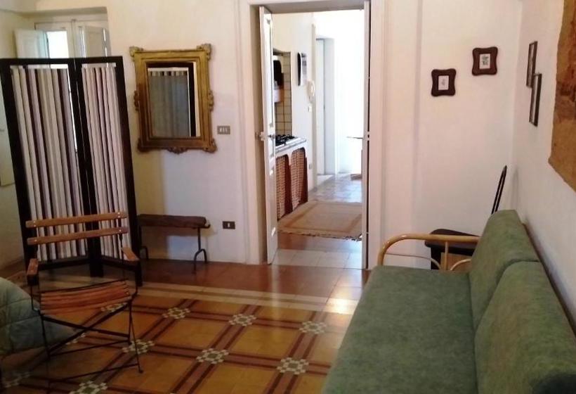 Pensjonat Antica Via Delle Aie