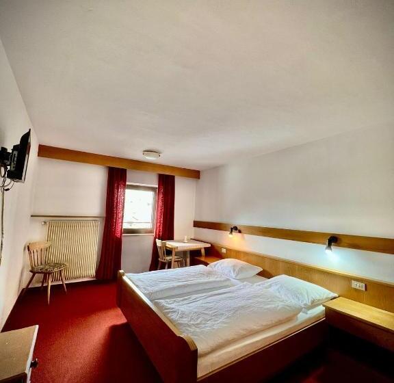 Общежитие Rifugio Frara