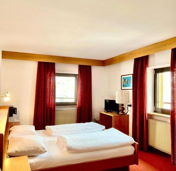 Общежитие Rifugio Frara