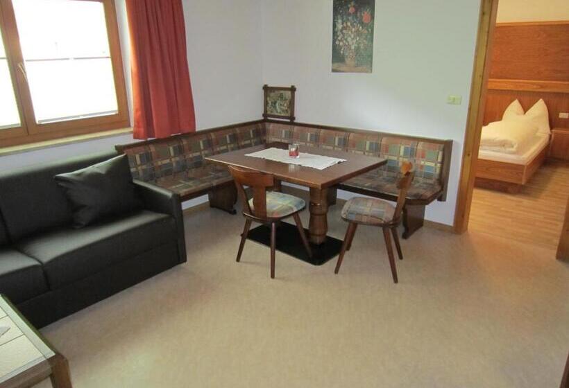 Aparthotel Garni Haus Hubertus