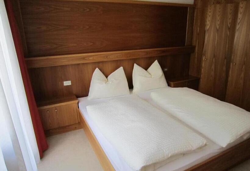 Aparthotel Garni Haus Hubertus