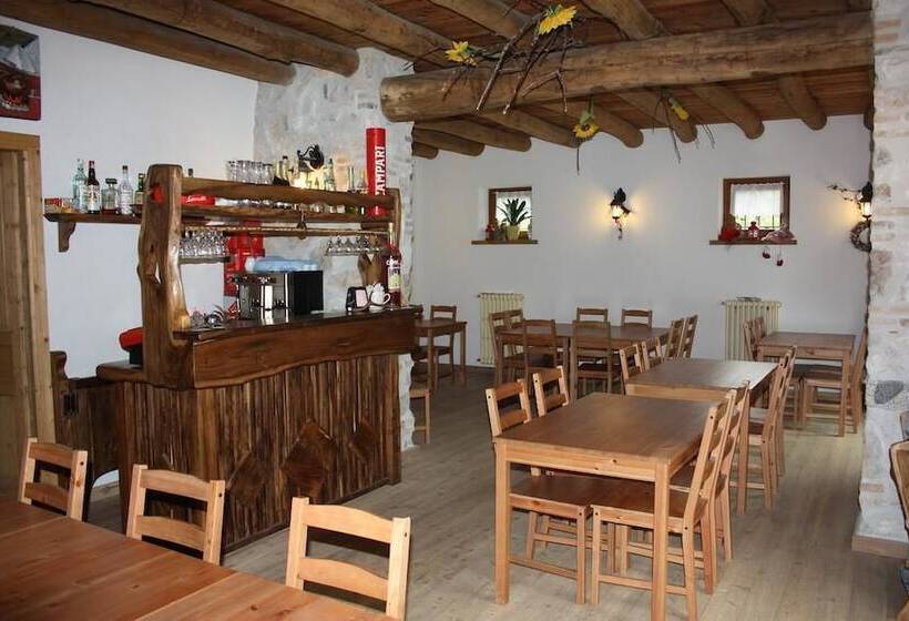 בית מלון כפרי Agriturismo Agrimon