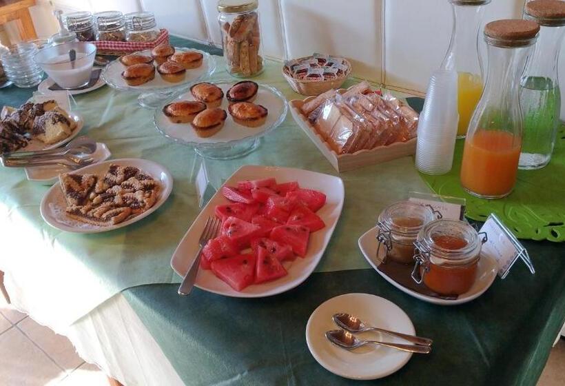 בית מלון כפרי Agriturismo Arangea