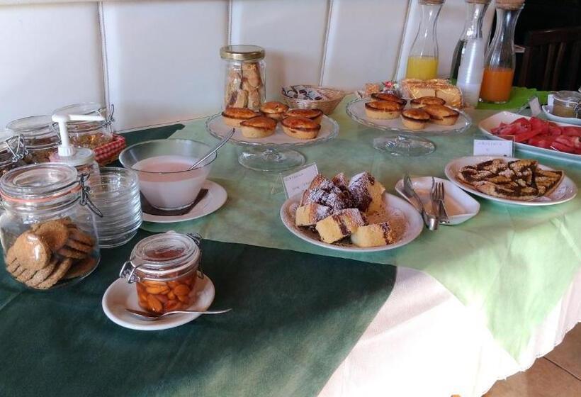 בית מלון כפרי Agriturismo Arangea