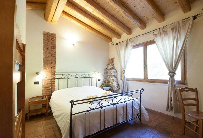 ホテル Agriturismo Biobiò