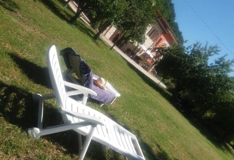 ホテル Agriturismo Cà Sorci