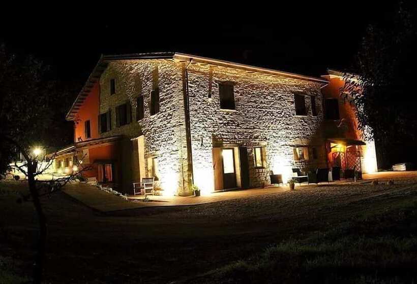 ホテル Agriturismo Cà Sorci