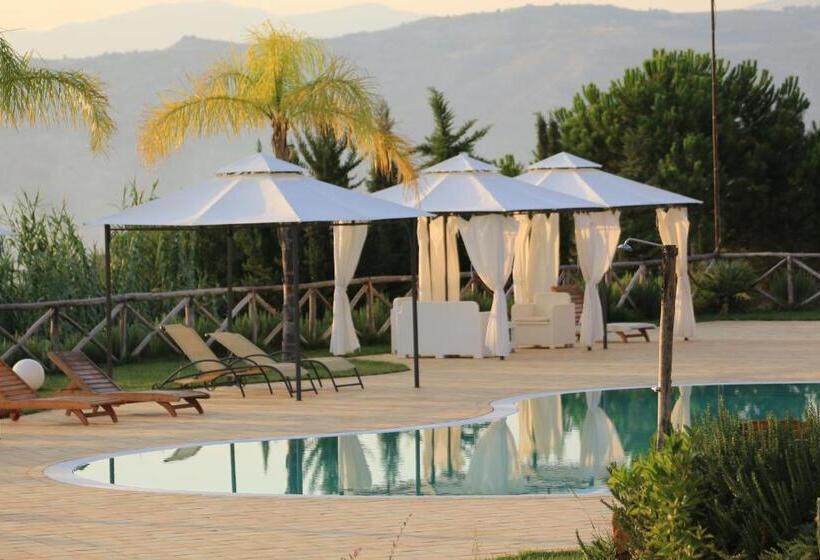 ホテル Agriturismo Feudo Muxarello