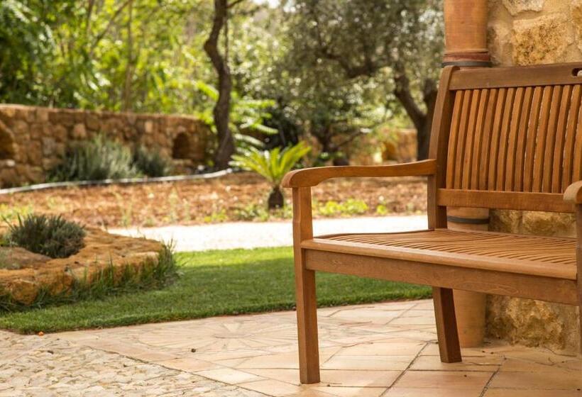 ホテル Agriturismo Feudo Muxarello