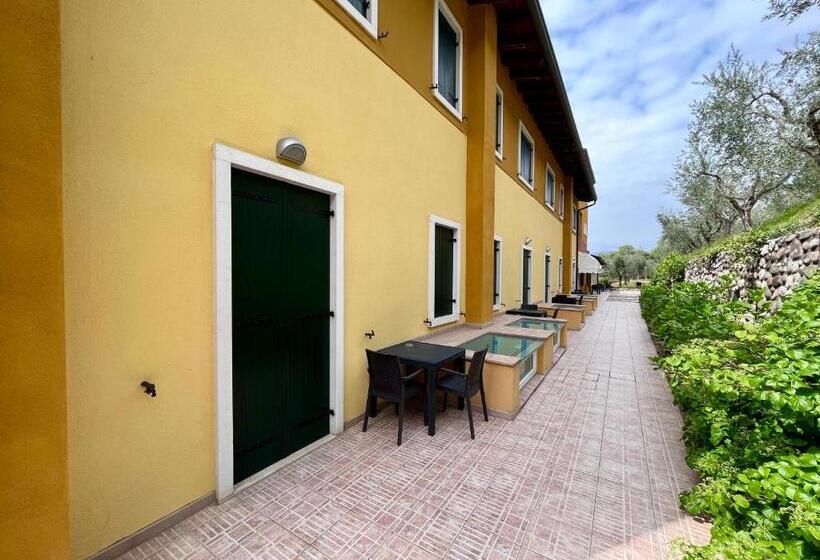 בית מלון כפרי Agriturismo Fontanelle