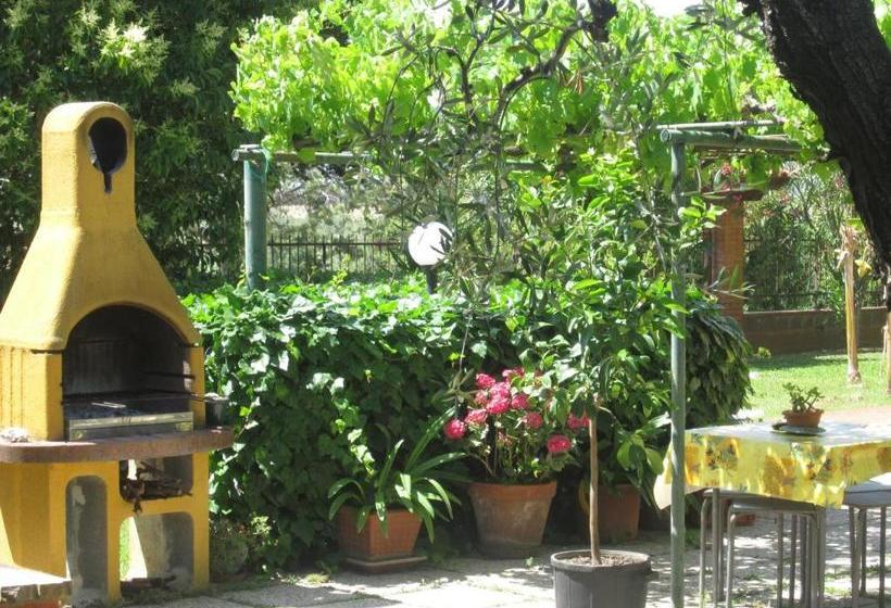 فندق Agriturismo La Carlina