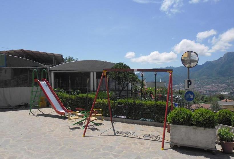 בית מלון כפרי Agriturismo La Selva