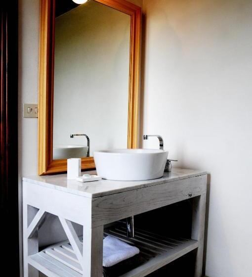 هتل Agriturismo Naioli