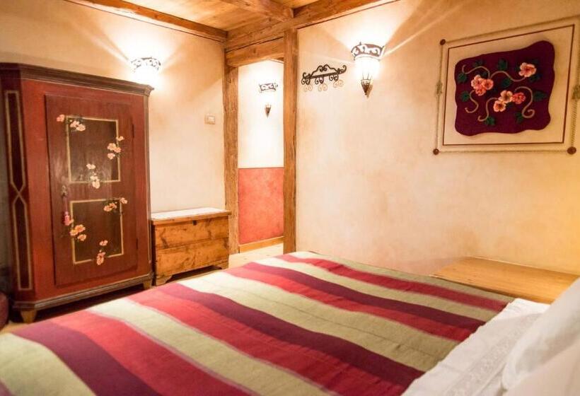 فندق Baite Di Pra