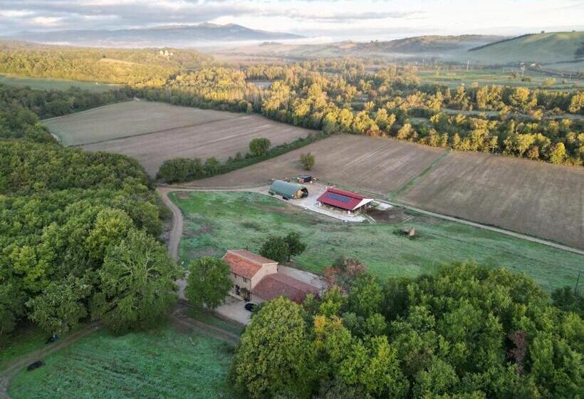 هتل Bioagriturismo Il Cerreto