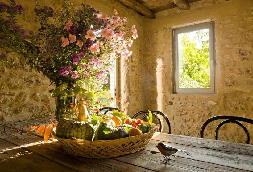 فندق Casadesergio